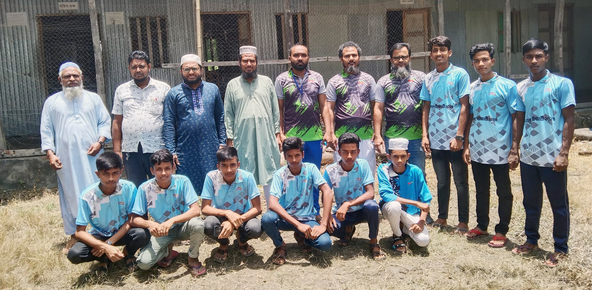 বাংলা বাজার মাহদুদিয়া দাখিল মাদ্রাসার অন্ত:ফুটবল প্রতিযোগিতা শুরু