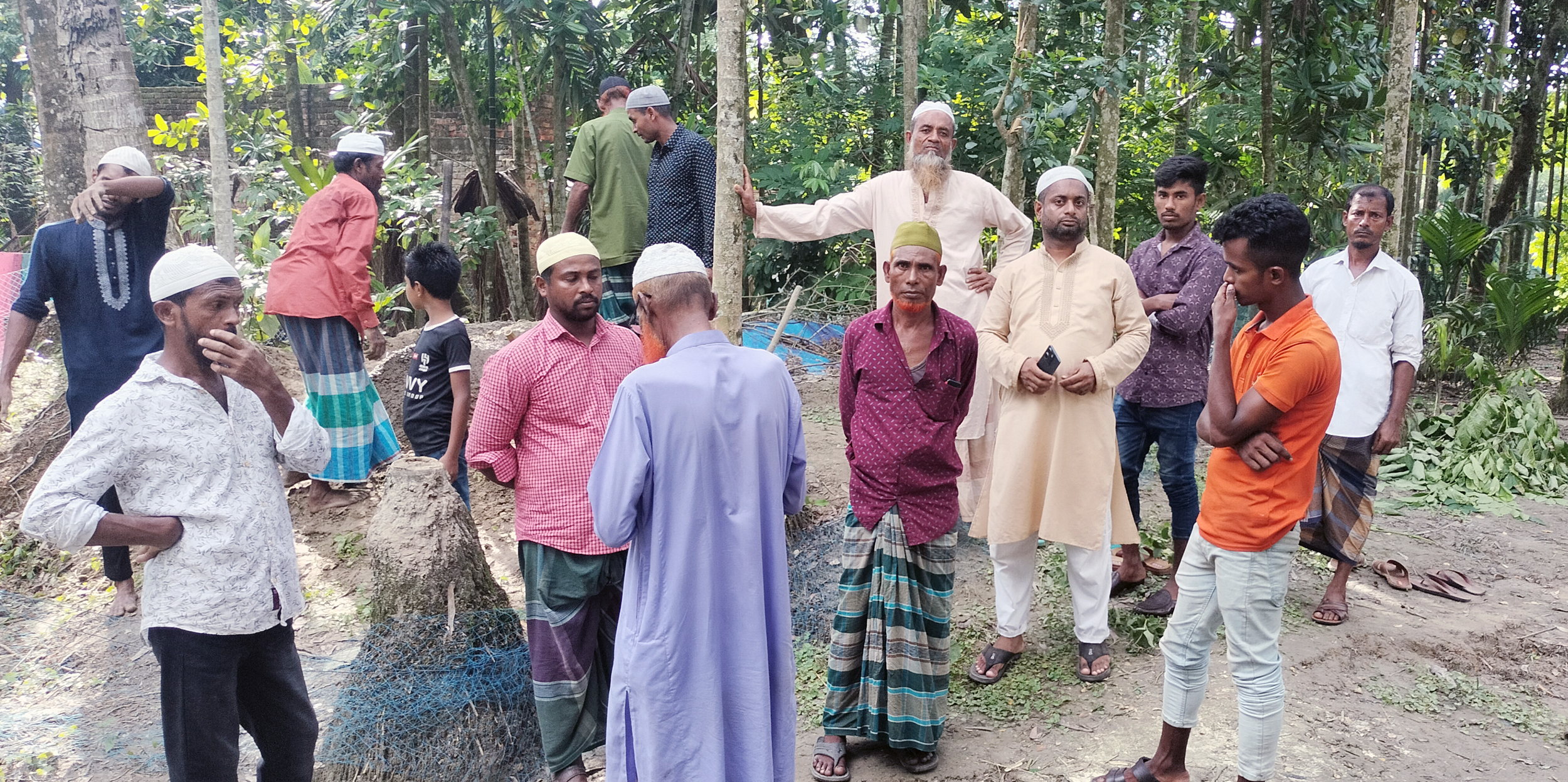 লালমোহনে পানিতে ডুবে শিশুর মৃত্যু