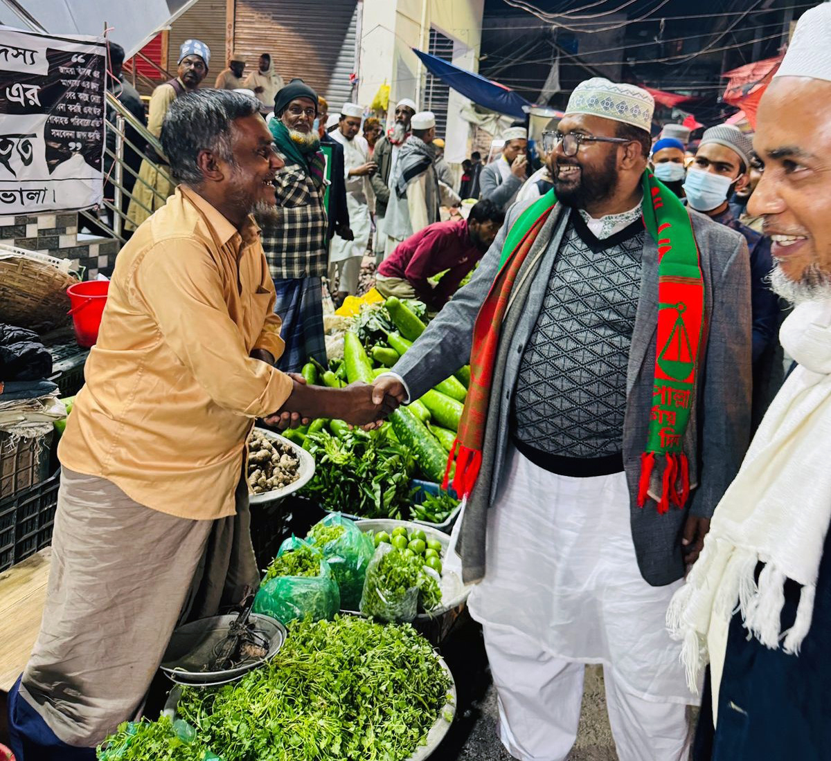 পথে-প্রান্তরে ছুটছেন জামায়াত প্রার্থী ও কর্মী-সমর্থকরা