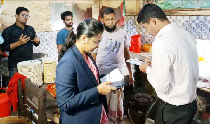 ভোলায় ৫ রেস্তোরাঁকে জরিমানা