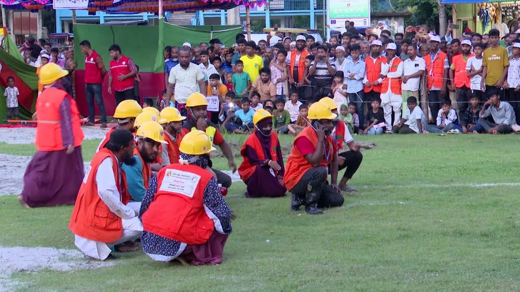 ভোলায় প্রাকৃতিক দুর্যোগ মোকাবিলা মহড়ায় অংশ নিলেন উপকূলের হাজারো মানুষ