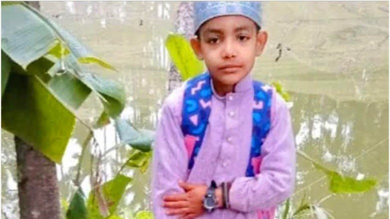সড়ক দুর্ঘটনায় মাদ্রাসা শিক্ষার্থীর মৃত্যু, শোকে স্তব্ধ বোরহানউদ্দিন