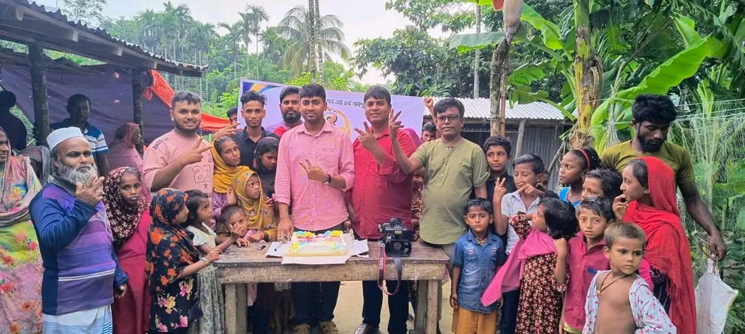 ভোলায় বেদে শিশুদের মুখে হাসি ফোটালো গ্লোবাল টিভির ব্যতিক্রমী বর্ষপূর্তি