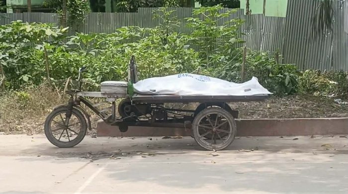 ভাগ্নের বাড়িতে বেড়াতে এসে বোরহানউদ্দিনে গাছে ঝুলন্ত অবস্থায় বৃদ্ধের মরদেহ উদ্ধার