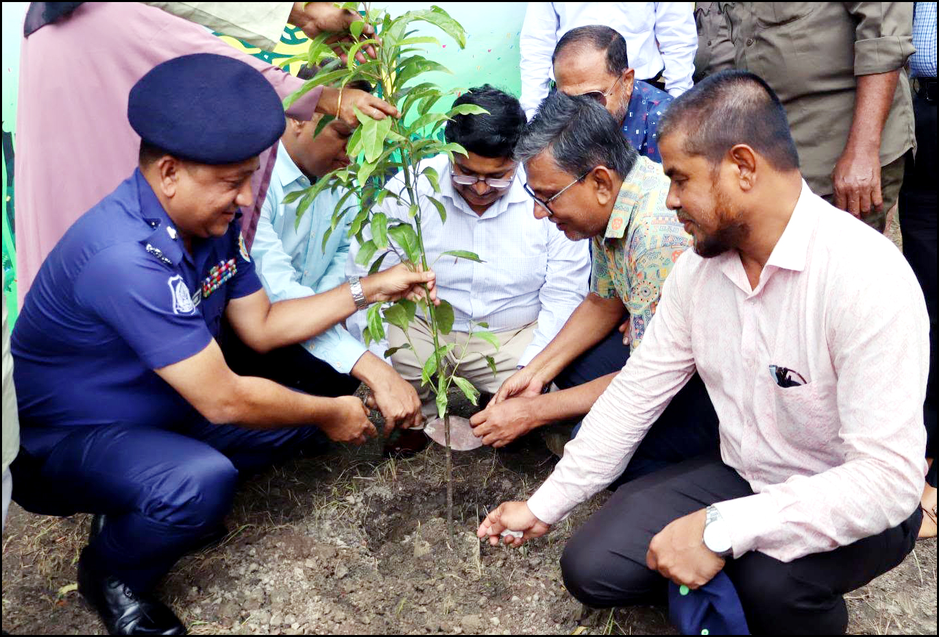 ভোলায় বৃক্ষরোপণ কর্মসূচির উদ্বোধন