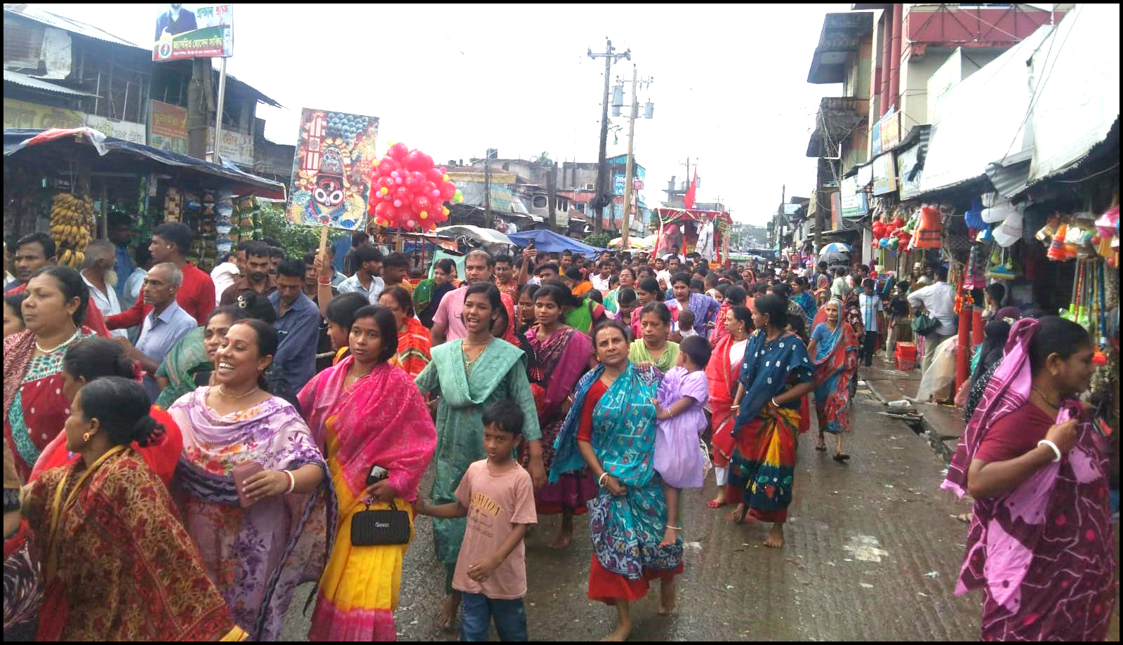 লালমোহনে সনাতন ধর্মালম্বীদের রথযাত্রা মহোৎসব অনুষ্ঠিত