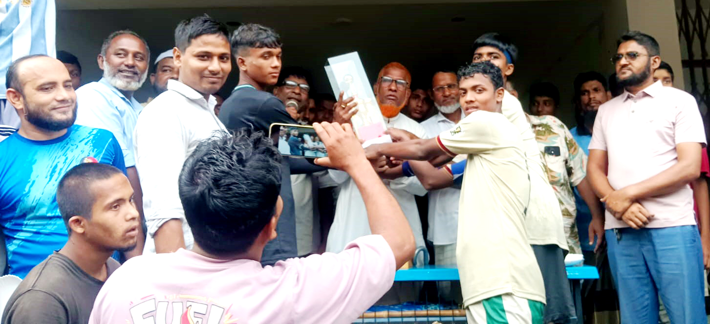 নলগোড়া শরীফ বাড়ী স্কুলে দশম-কে হারিয়ে নবম শ্রেণী চ্যাম্পিয়ন