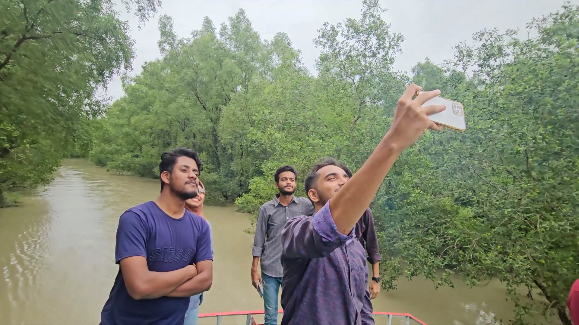 সম্ভাবনার দ্বীপ চর কুকরি-মুকরি: ইকোট্যুরিজম বিকাশে অবকাঠামো ও ব্যবস্থাপনার নানা চ্যালেঞ্জ