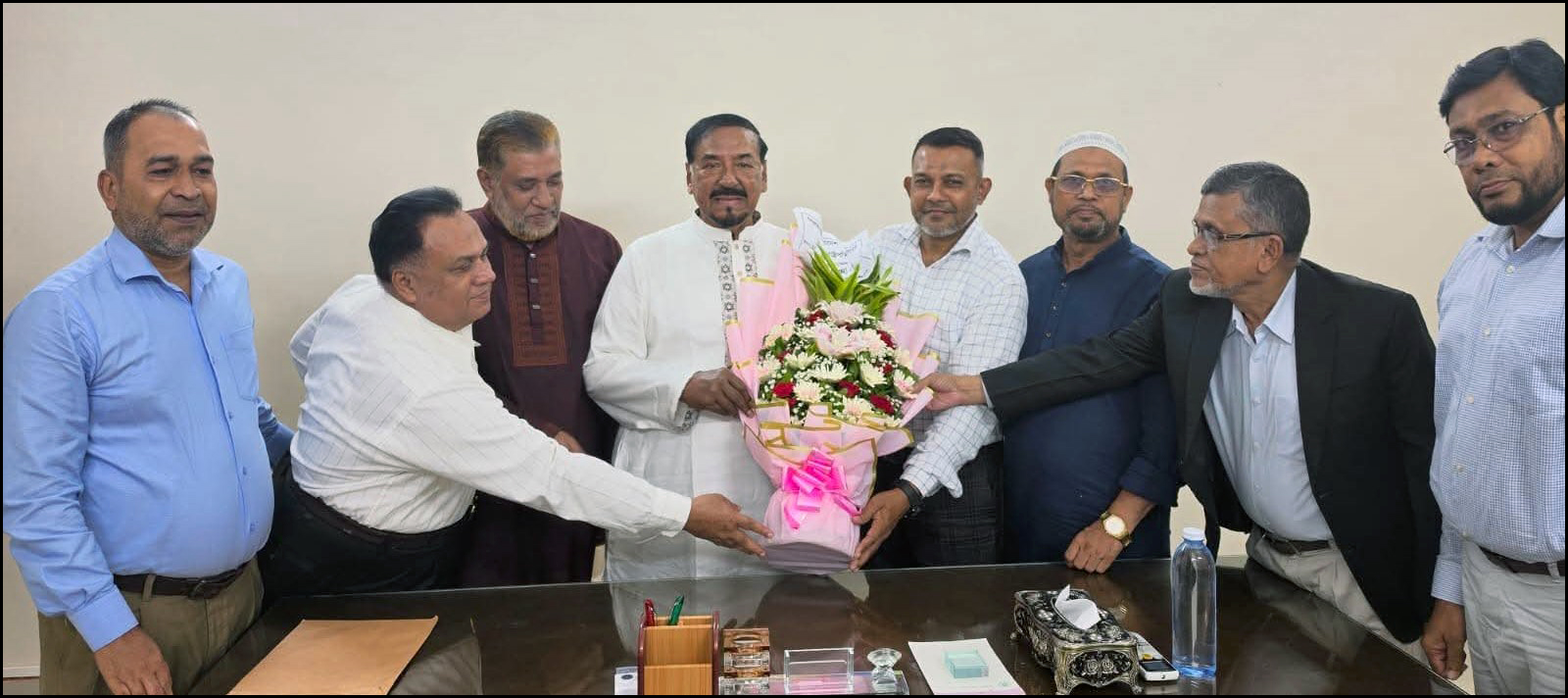 ভারপ্রাপ্ত রাষ্ট্রপতির সঙ্গে ভোলা জেলা আইনজীবী সমিতির সৌজন্য সাক্ষাৎ
