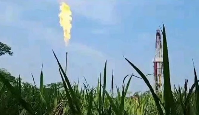 ভোলার গ্যাস ফেলে রাখার খেসারত দিচ্ছে দেশ