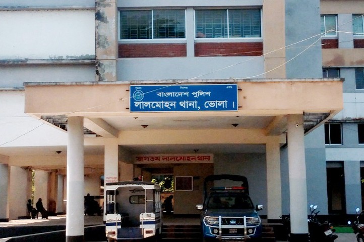 স্কুল ছুটির পর বাড়ি ফেরা হলো না জিসানের, নছিমনের চাপায় নিভল ৭ বছরের প্রাণ